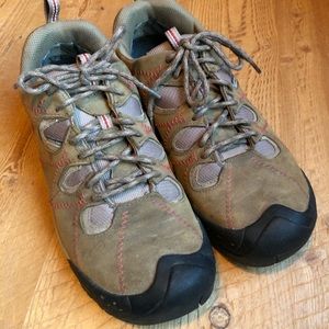 Keen Womens 11 Genoa Peak Trailhead Series